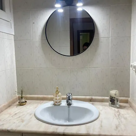 Canton Apartment *